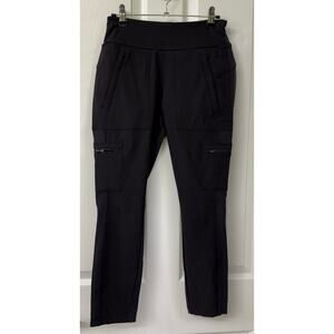 Athleta Headlands Hybrid cargo black pants Athletic pull on pants size 4 ankle